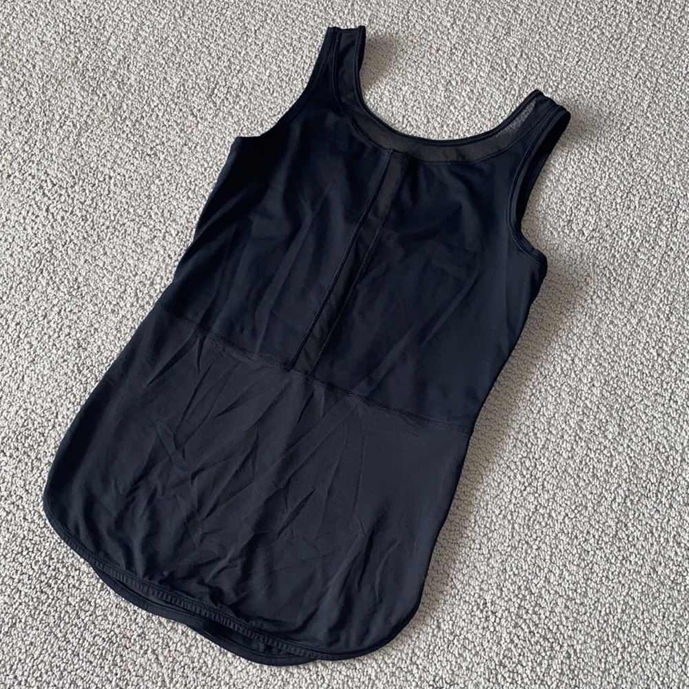 LULULEMON BLACK TANK TOP🤍 - Picture 5 of 10